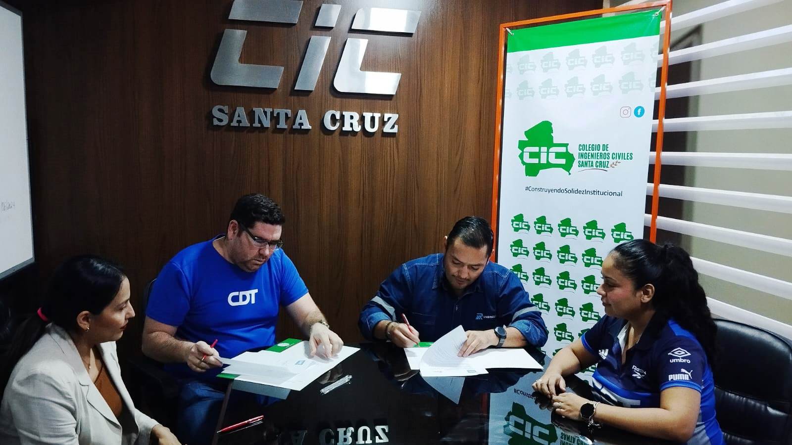 Casa del Tenis Y CIC-SC firman convenio